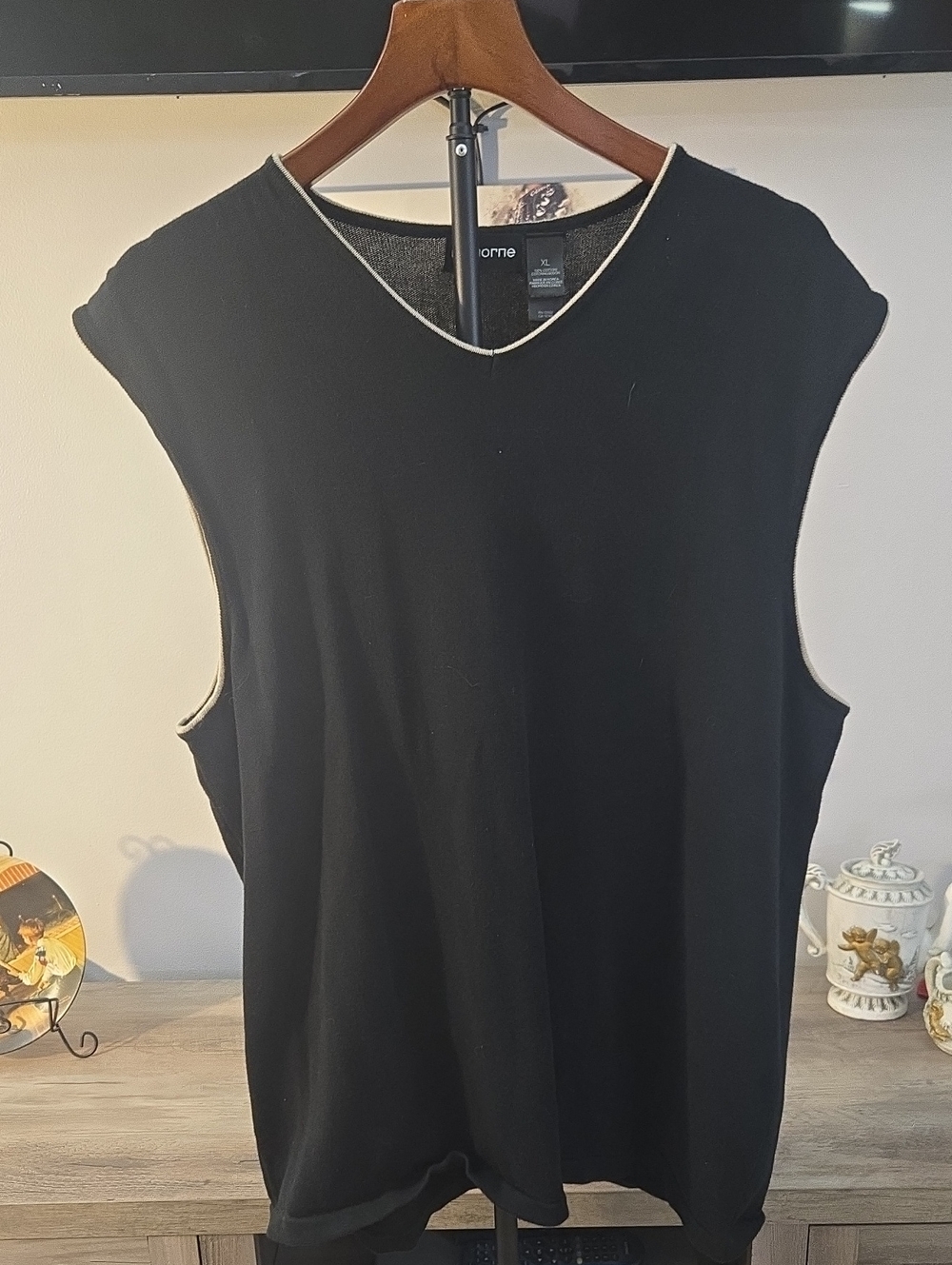 Claiborne Black Sleeveless V-Neck Knit Blouse with Cream Trim